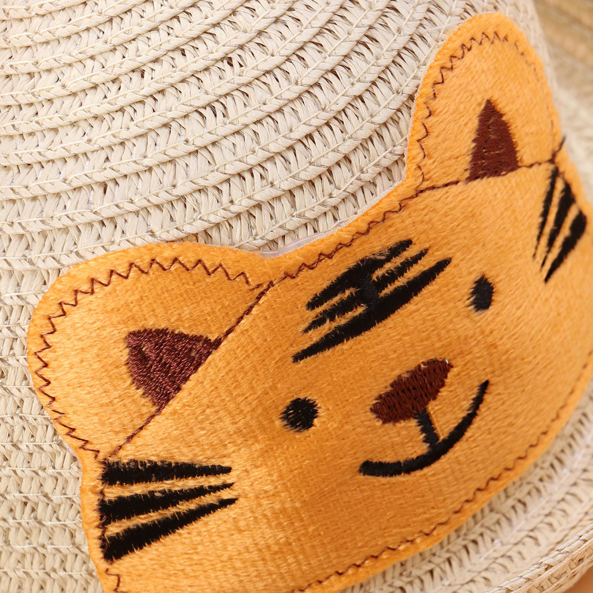 Strohoed met dierenprint voor  - Straw Hat Summer recensie en prijs